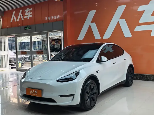 Tesla Model Y 2023 Long Range All-Wheel Drive Edition