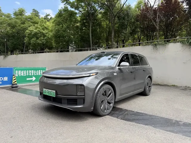 Li Auto Li Xiang L9 2022 Max