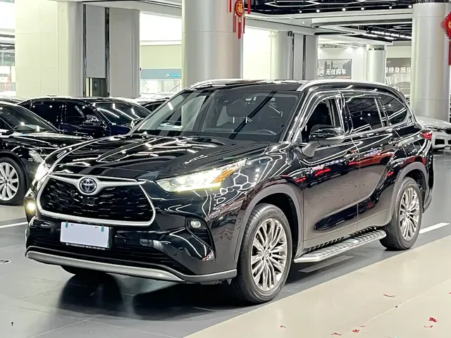 Toyota Highlander 2023 2.5L Smart Hybrid Dual Engine AWD Luxury 7-Seater