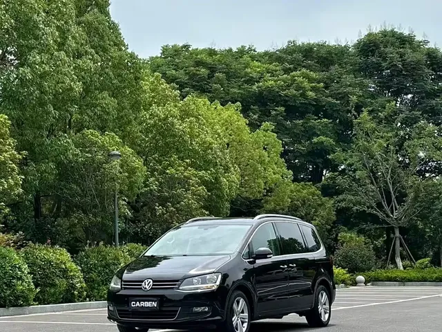 Volkswagen Sharan 2018 380TSI Comfort 7-Seater
