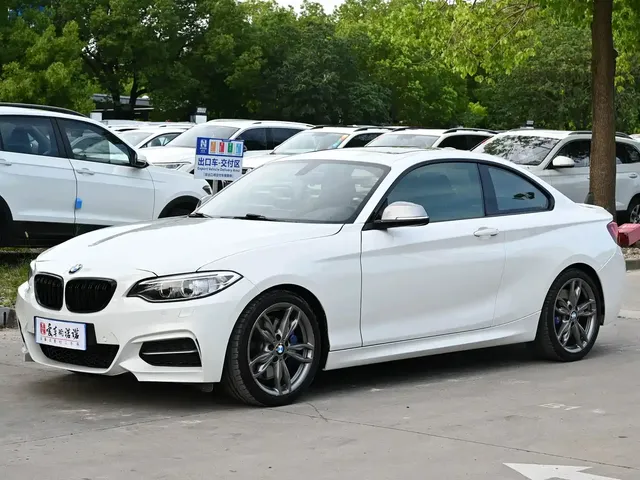 BMW 2 Series (Import) 2017 M240i