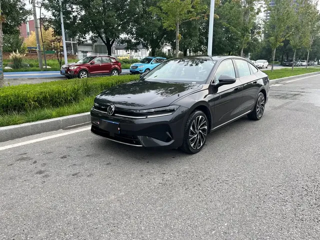 Volkswagen Sagitar 2025 300TSI DSG High-end Model