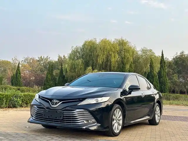 Toyota Camry 2018 2.0G Luxury Edition