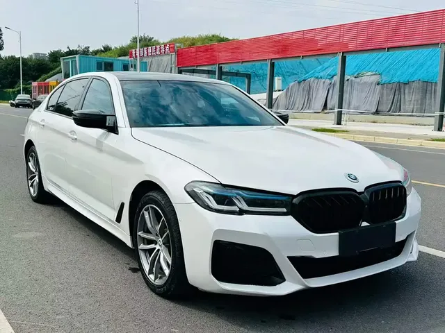 BMW 5 Series 2019 525Li M Sport Package