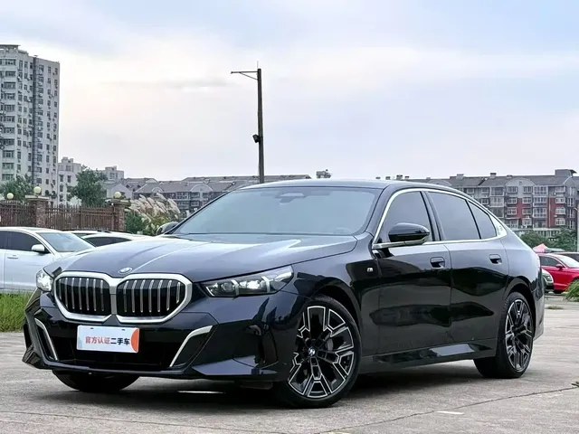BMW 5 Series 2025 530Li Premium M Sport Package