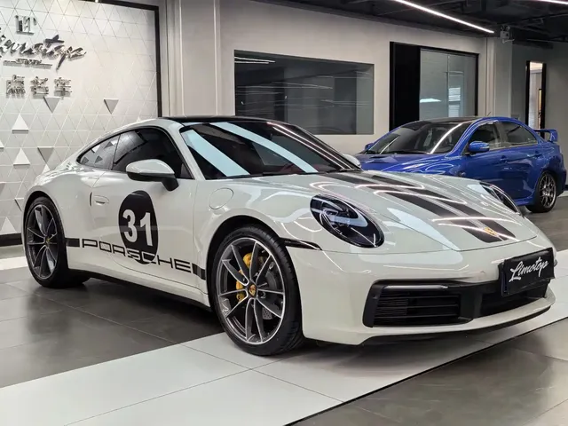 Porsche 911 2023 Carrera 3.0T