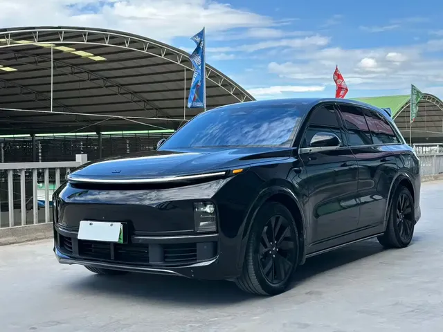 Li Auto Li L8 2023 Pro