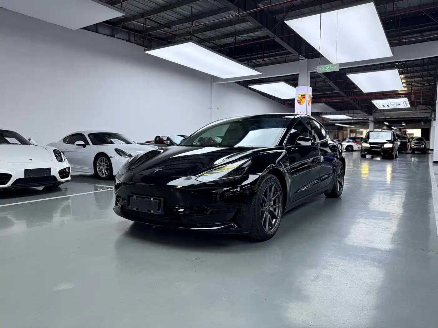 Tesla Model 3 2021 Standard Range Rear-Wheel Drive Upgrade