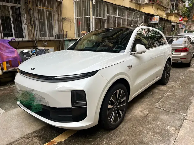 Li Auto L6 2025 Pro Smart Renewal Edition