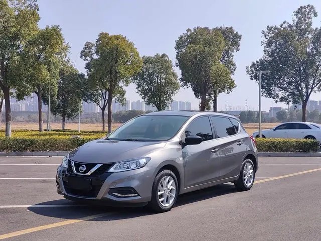 Nissan Tiida 2021 1.6L CVT Smart Drive Edition