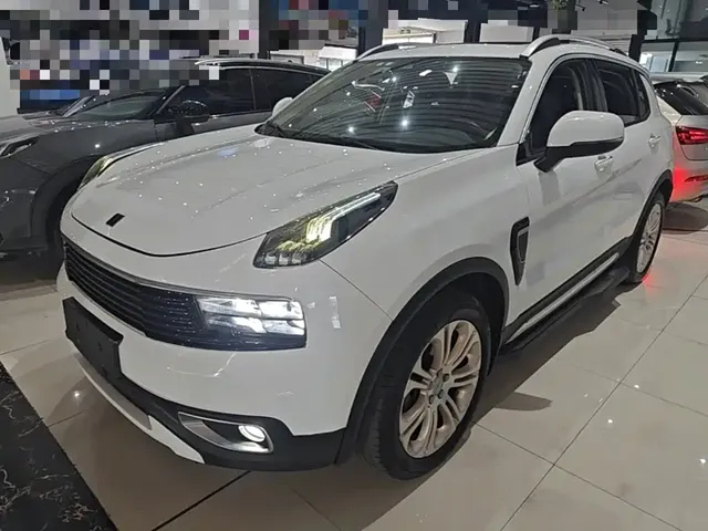 Lynk & Co 01 2017 2.0T 2WD Pro Version