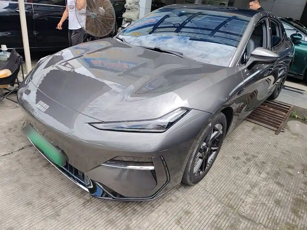 Geely Galaxy E8 2024 Model 550km RWD Soaring Dragon Edition
