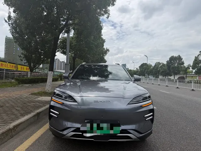 BYD Song PLUS PHEV 2023 Champion Edition EV 605KM Flagship PLUS