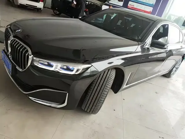 BMW 7 Series 2021 Model 740Li xDrive Executive Luxury Package