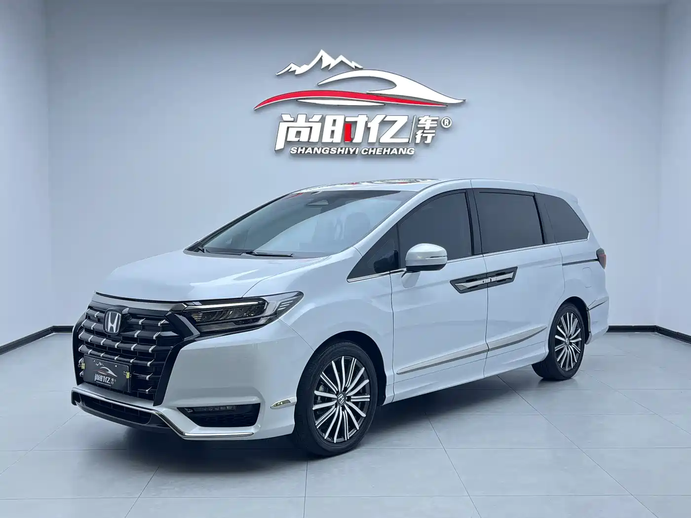 Honda Elysion 2024 2.0L e:HEV Luxury Edition