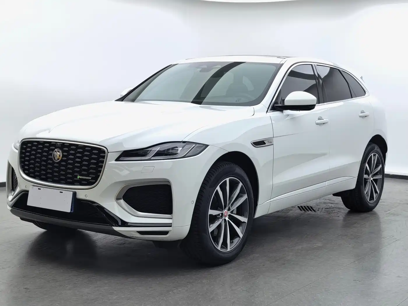 Jaguar F-PACE 2021 250PS R-Dynamic S