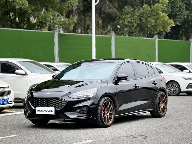 Ford Focus 2021 Hatchback EcoBoost 180 Automatic ST Line