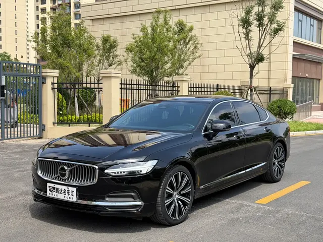 Volvo S90 2022 B5 Zhiyuan Luxury Edition