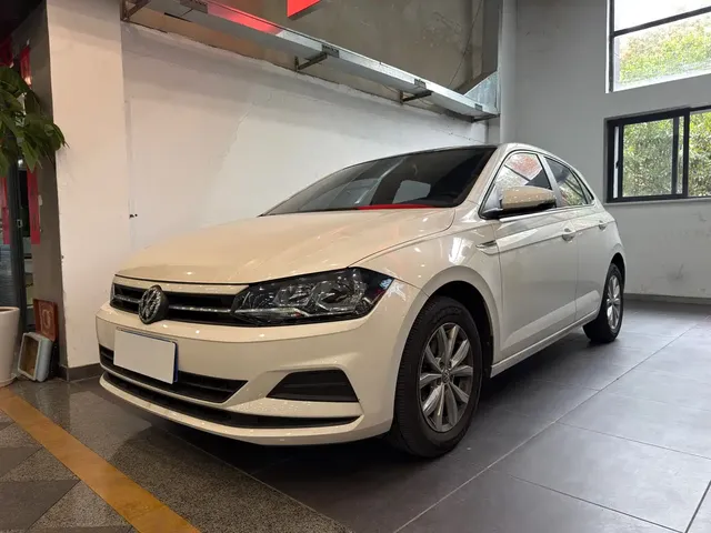 Volkswagen Polo 2021 Plus 1.5L Automatic Colorful Tech Edition
