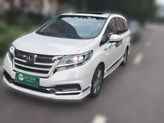 Honda Elysion 2019 2.0L Hybrid Luxury Edition