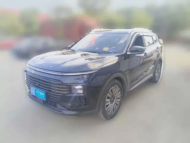 Jetour X70 PLUS 2025 1.5T Elite 7-seater