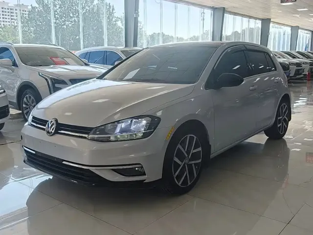 Volkswagen Golf 2020 Beloved Edition 200TSI DSG Comfort