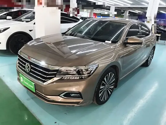 Volkswagen Passat 2019 Model 330TSI Luxury Edition China V
