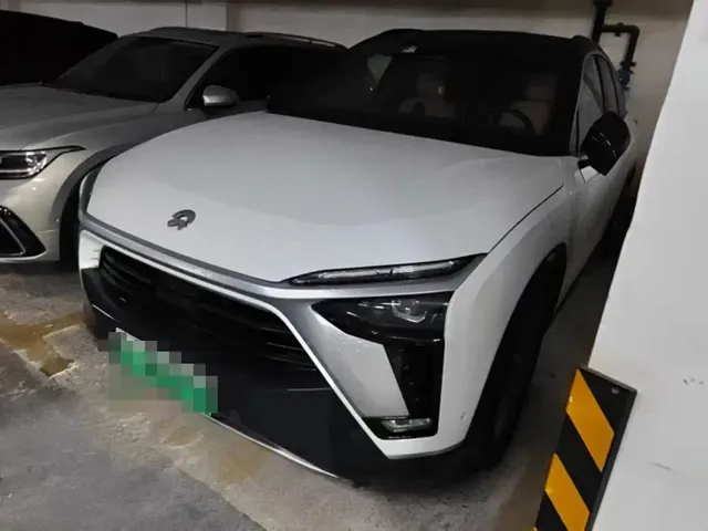 NIO ES8 2020 415KM 7-Seater