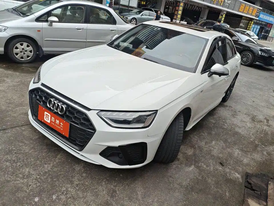 Audi A4L 2022 40 TFSI Fashion Dynamic