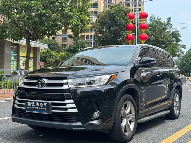 Toyota Highlander 2021 2.0T AWD Luxury 7-Seater