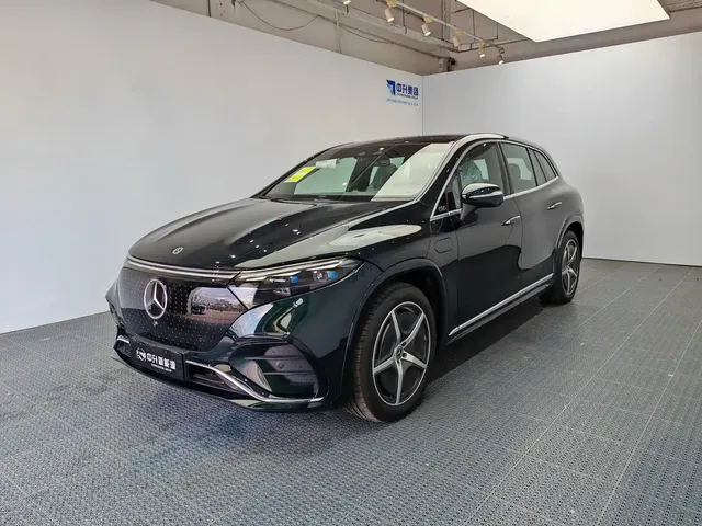 Mercedes-Benz EQS SUV 2023 450+