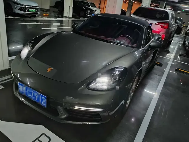 Porsche 718 2022 Boxster 2.0T