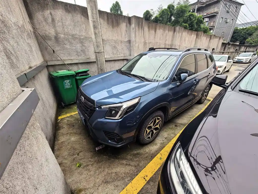 Subaru Forester 2021 2.0i Luxury Edition with EyeSight