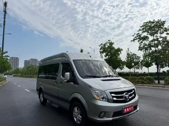 Foton Tuyano 2023 2.0T Passenger Luxury Manual Long Wheelbase Medium Roof Single Rear Tire 9-Seater (Commercial)
