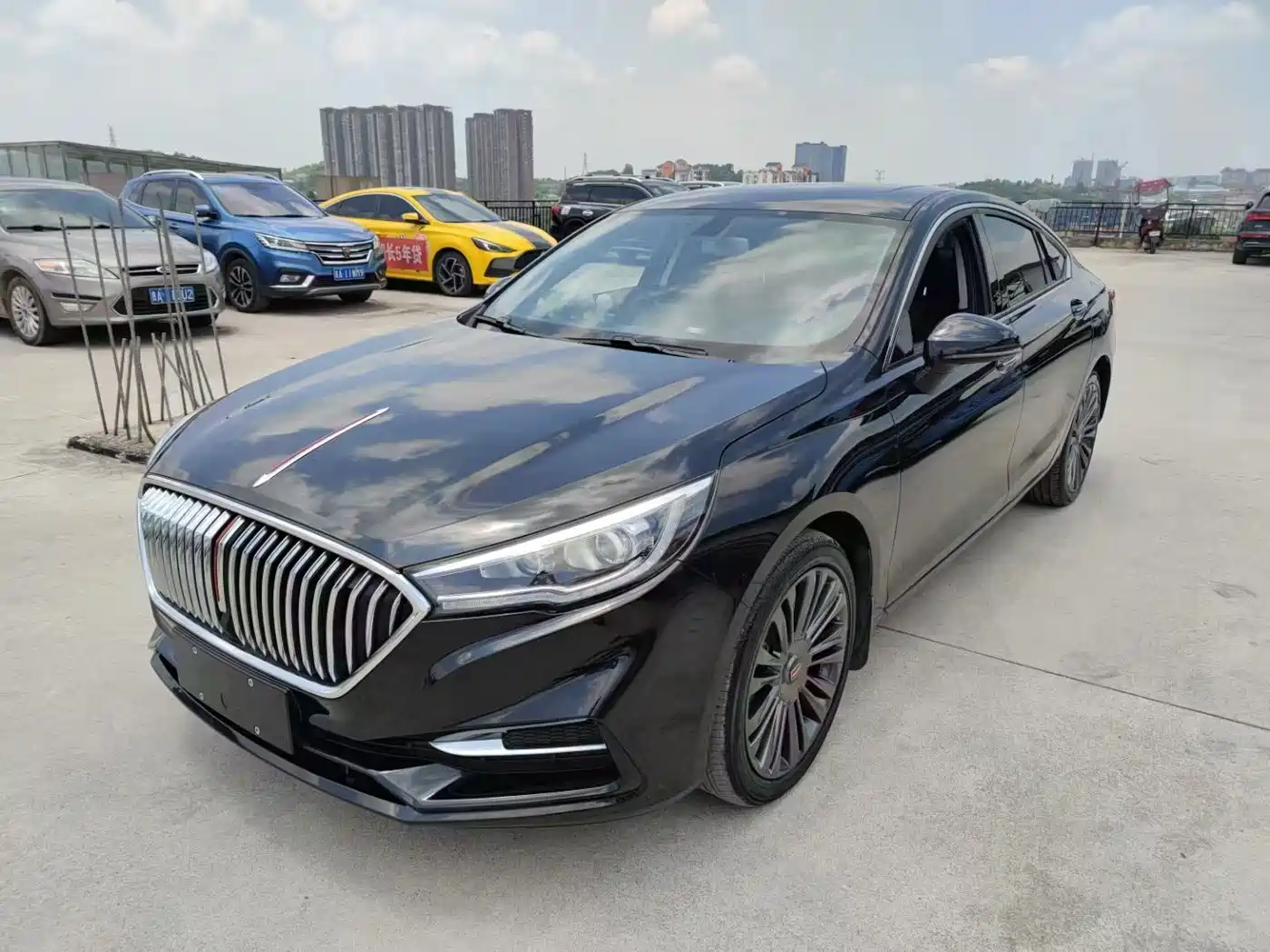 Hongqi H5 2020 1.8T Automatic Smart Connection Qi Smooth Edition