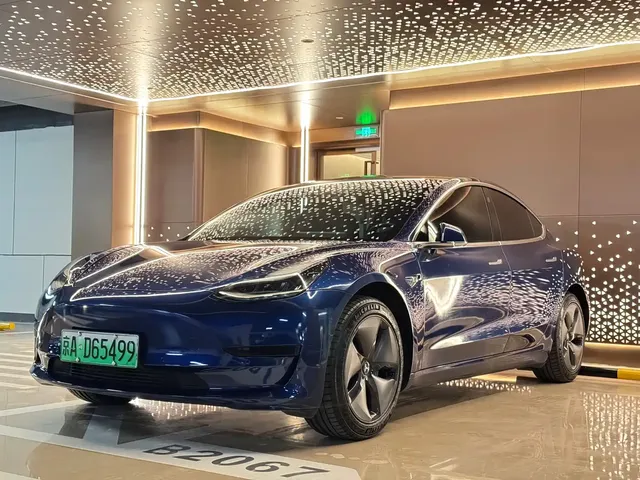 Tesla Model 3 2019 Standard Range Rear-Wheel Drive Upgrade