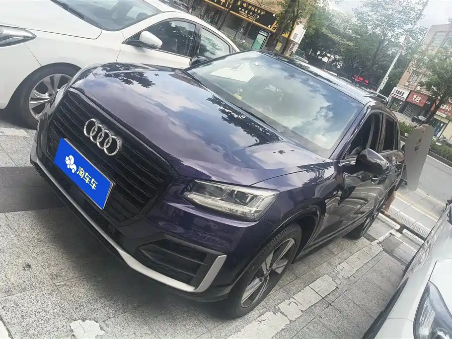 Audi Q2L 2020 35 TFSI Fashion Dynamic Model