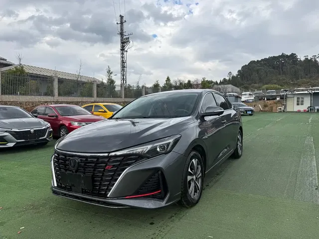 Changan Eado 2022 PLUS Blue Whale NE 1.4T GDI DCT Flagship