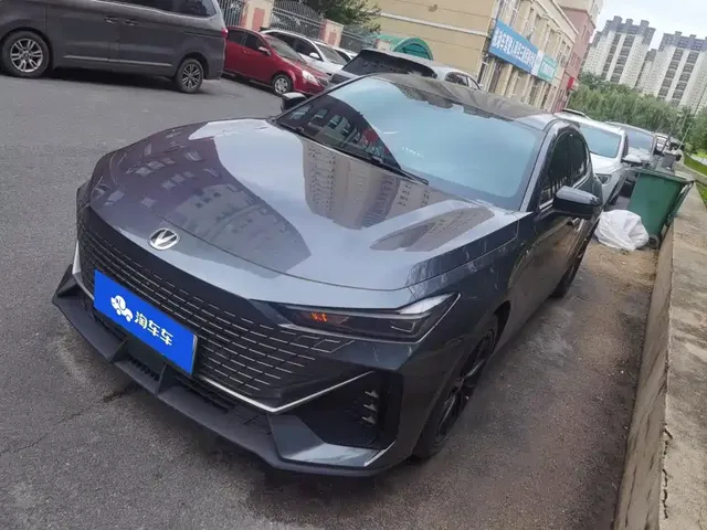 Changan UNI-V iDD 2023 ZhiDian iDD 1.5T 113km Smart Fun Edition