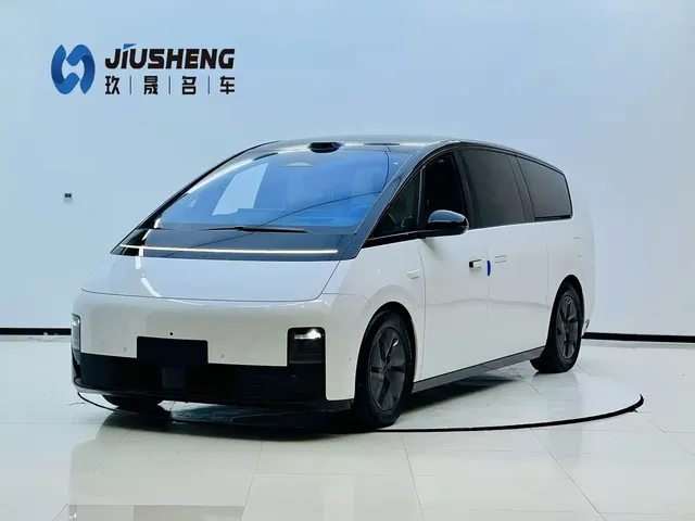 Li Auto MEGA 2025 Model Home Family Special Edition