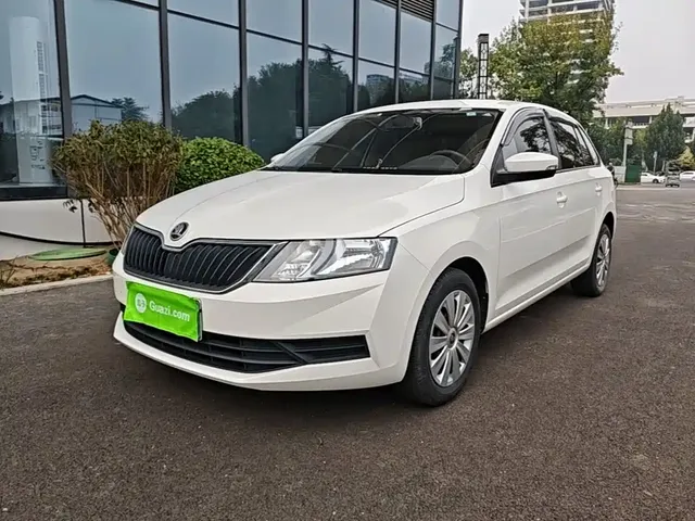 Škoda Skoda Rapid Spaceback 2018 1.4L Manual Standard