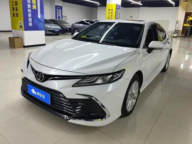 Toyota Camry 2023 2.0G Luxury Edition