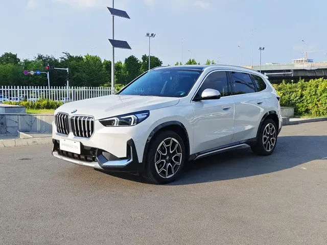 BMW X1 2023 xDrive25Li X Design Package