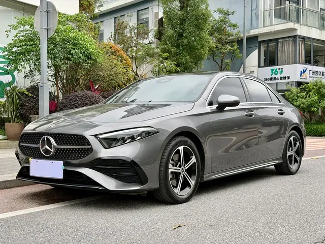 Mercedes-Benz A-Class 2024 A 200 L Fashion Edition