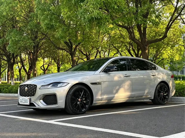 Jaguar XFL 2023 XFL 2.0T P250 2WD Premium Luxury Gilded Edition
