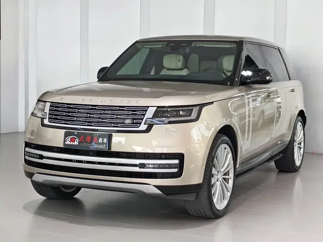 Land Rover Range Rover 2024 3.0 L6 400PS Genesis Extended