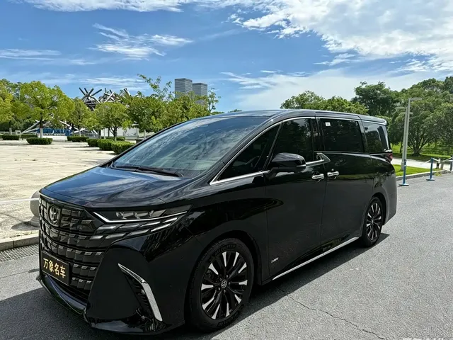 Toyota Alphard 2024 Hybrid 2.5L Ultimate Enjoyment Edition