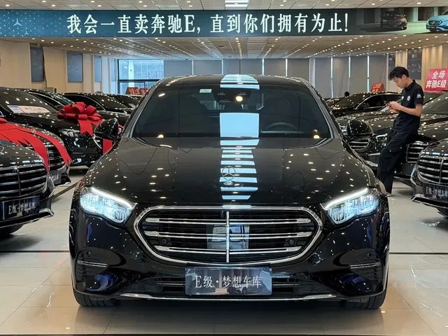 Mercedes-Benz E-Class 2025 E 300 L Luxury