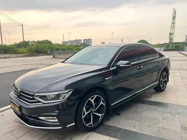 Volkswagen Magotan 2023 2 Million Units Commemorative Edition 280TSI DSG Comfort