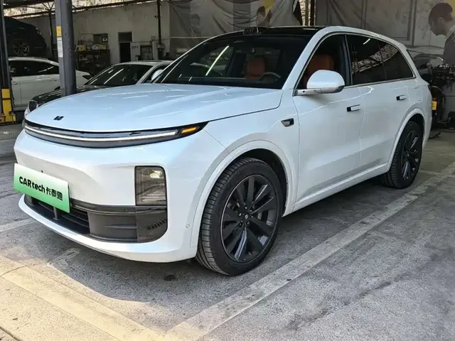 Li Auto L6 2024 Pro